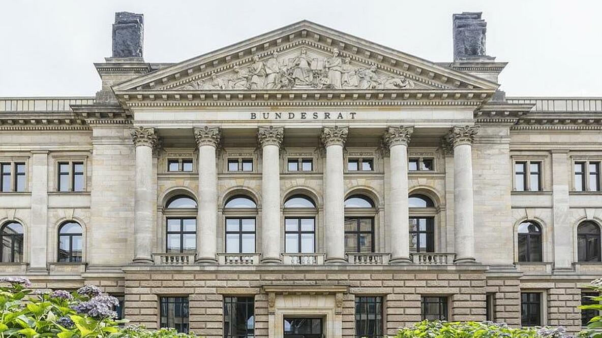 Vorderseite des Gebäudes des Bundesrates