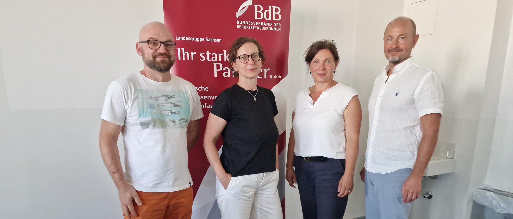 auf dem Foto ist der BdB-Landesgruppenvorstand Sachsen zu sehen