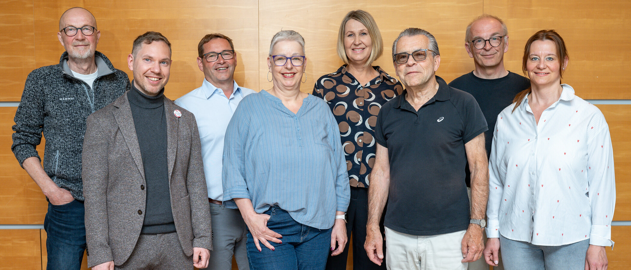 auf dem Foto ist der BdB-Landesgruppenvorstand Hessen zu sehen