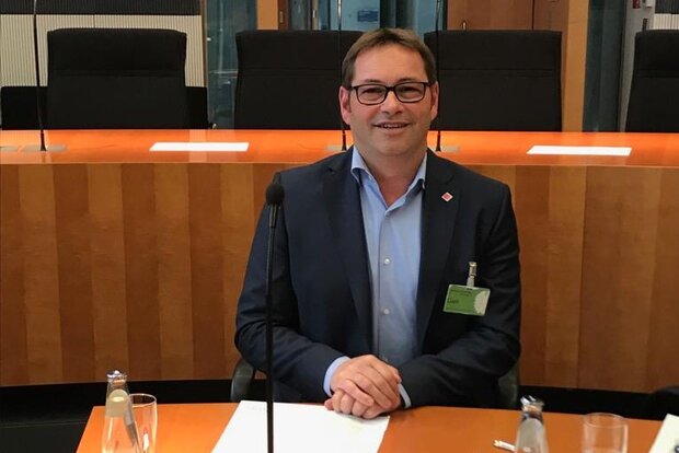 BdB-Vorsitzender Thorsten Becker bei der Sachverständigenanhörung in Berlin